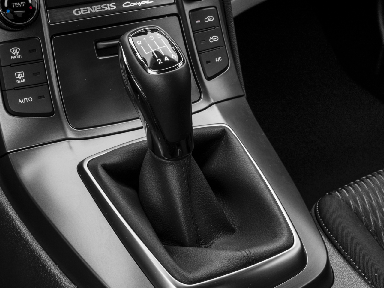 2016 Hyundai GENESIS COUPE 3.8