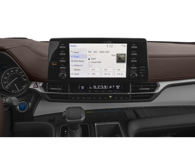 2024 Toyota Sienna Platinum 7 Passenger