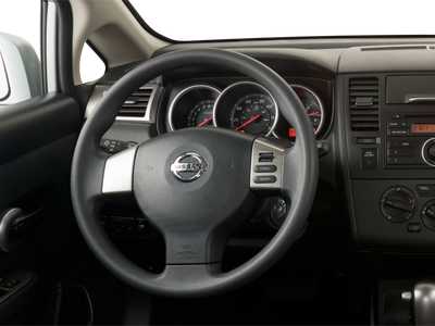 2012 Nissan Versa 1.8 SL