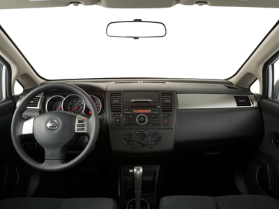 2012 Nissan Versa 1.8 SL