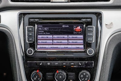 2013 Volkswagen Passat 2.5 SE