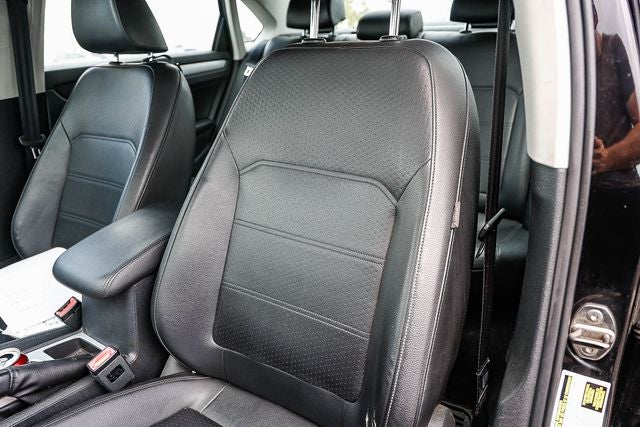 2013 Volkswagen Passat 2.5 SE