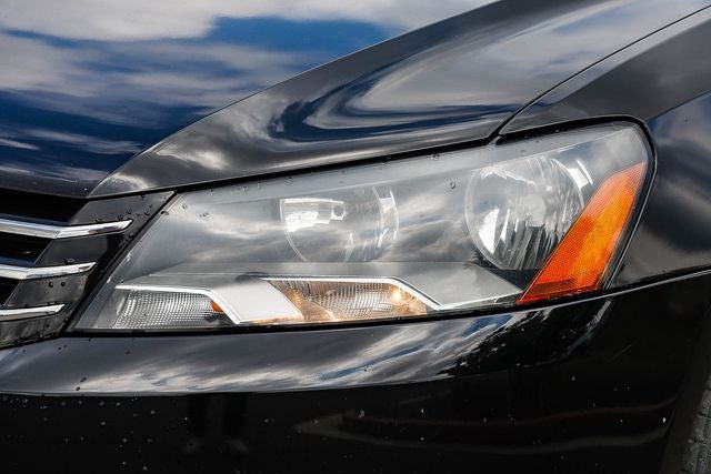 2013 Volkswagen Passat 2.5 SE