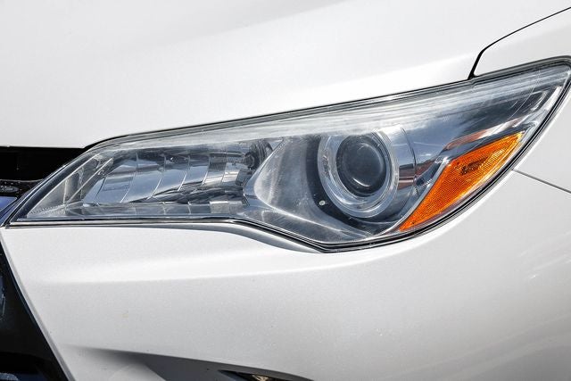 2016 Toyota Camry Hybrid XLE