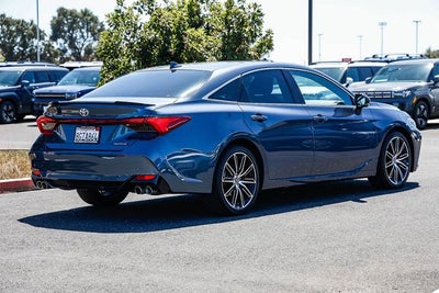 2019 Toyota Avalon Touring