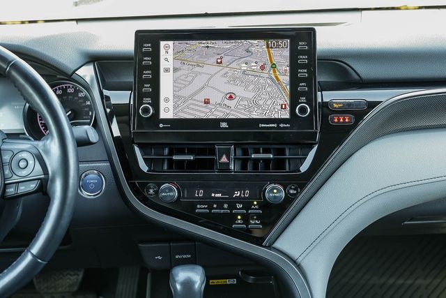 2022 Toyota Camry Hybrid XSE