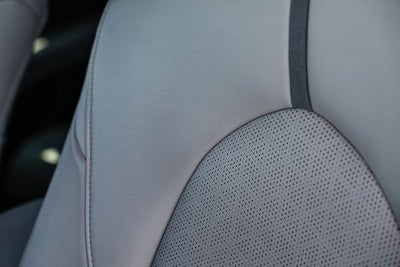 2022 Toyota Camry Hybrid XSE