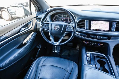 2022 Buick Enclave Essence
