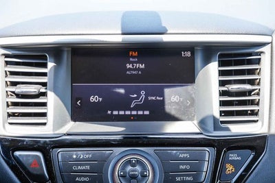 2019 Nissan Pathfinder SV