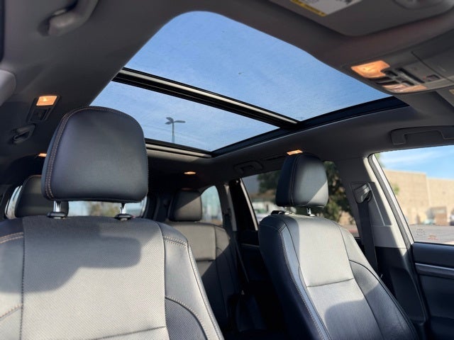 2018 Toyota Highlander Limited Platinum