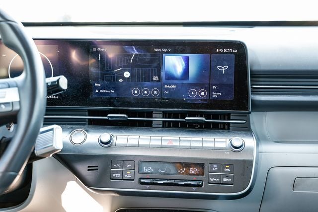 2025 Hyundai KONA ELECTRIC SEL