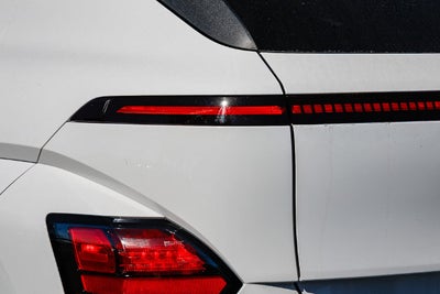 2025 Hyundai KONA ELECTRIC SEL