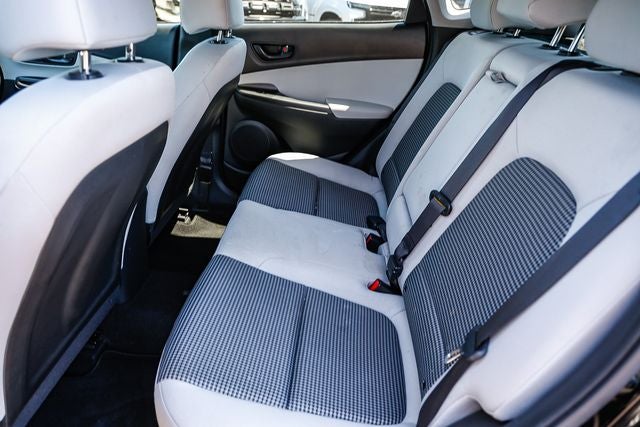 2022 Hyundai KONA SE