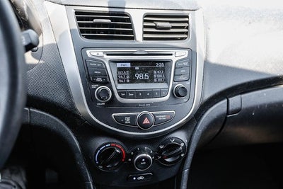 2017 Hyundai ACCENT SE