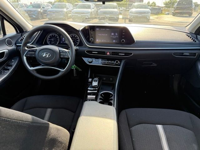 2022 Hyundai SONATA SE