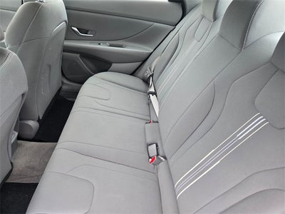 2024 Hyundai ELANTRA SEL