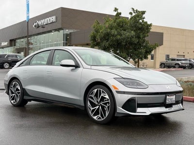 2025 Hyundai IONIQ 6 SEL
