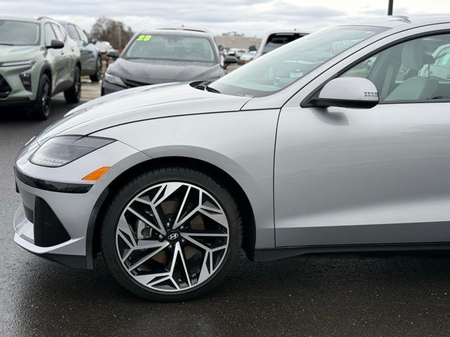 2025 Hyundai IONIQ 6 SEL