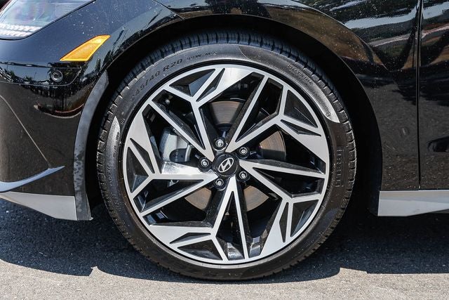 2023 Hyundai IONIQ 6 Limited