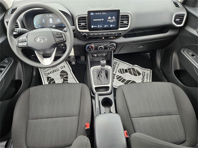 2023 Hyundai VENUE SE
