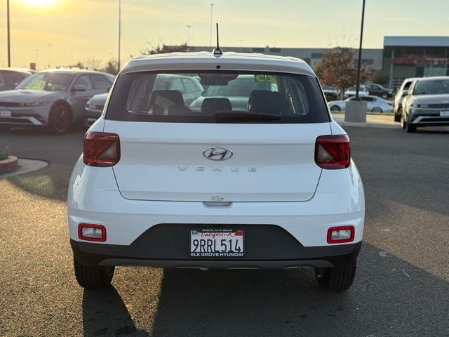 2025 Hyundai VENUE SE