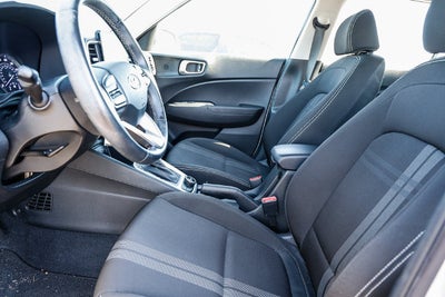 2022 Hyundai VENUE SEL