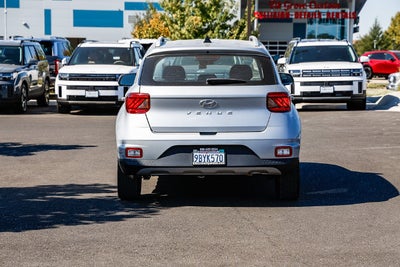 2022 Hyundai VENUE SEL