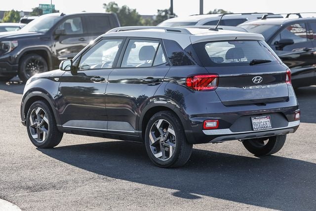 2023 Hyundai VENUE Limited