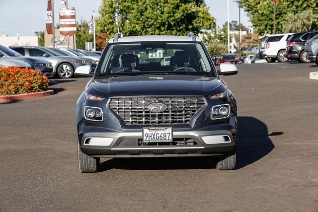2023 Hyundai VENUE Limited