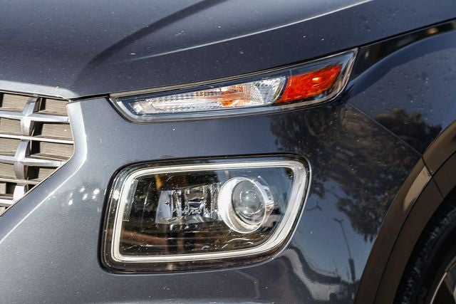 2023 Hyundai VENUE Limited