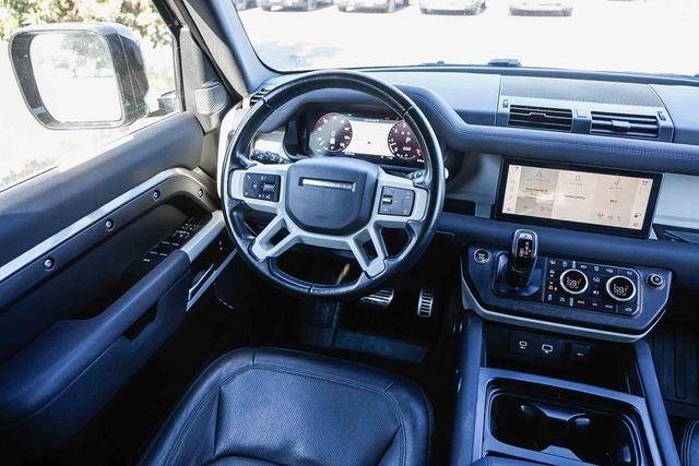 2023 Land Rover Defender 110 SE