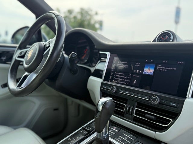 2020 Porsche Macan Base