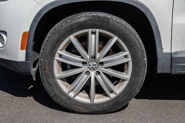 2011 Volkswagen Tiguan SEL