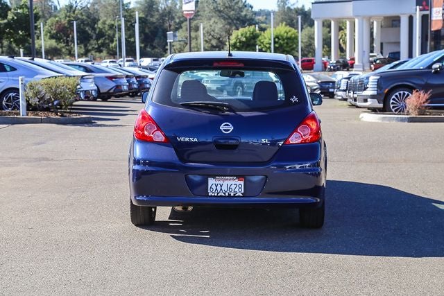 2012 Nissan Versa 1.8 SL