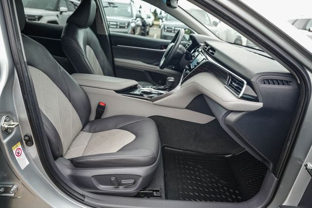 2018 Toyota Camry Hybrid XLE