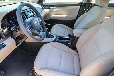 2018 Hyundai ELANTRA SE