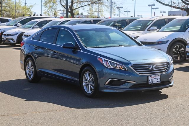 2016 Hyundai SONATA SE