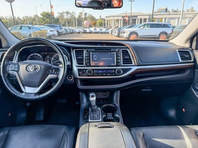 2016 Toyota Highlander Limited Platinum V6