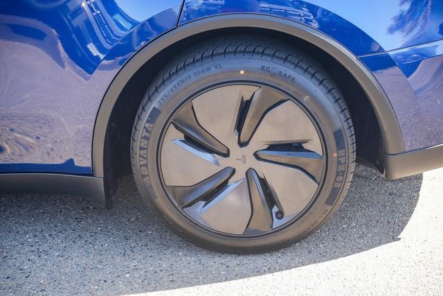 2026 Tesla Model Y Long Range