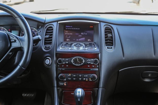 2017 INFINITI QX50 Base