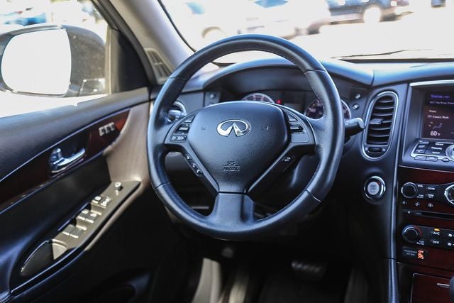 2017 INFINITI QX50 Base