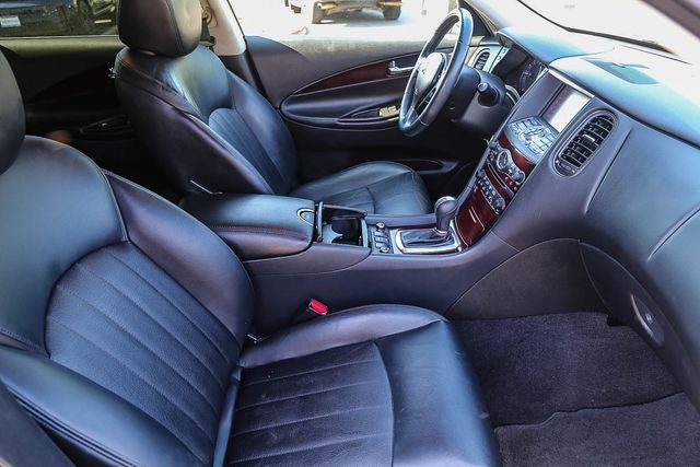2017 INFINITI QX50 Base