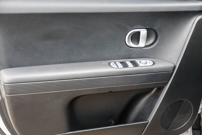 2024 Hyundai IONIQ 5 SE