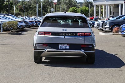 2024 Hyundai IONIQ 5 SEL