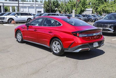 2025 Hyundai SONATA SE