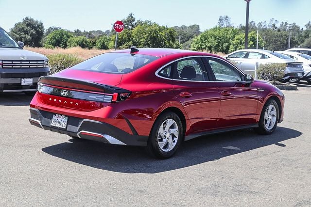 2025 Hyundai SONATA SE