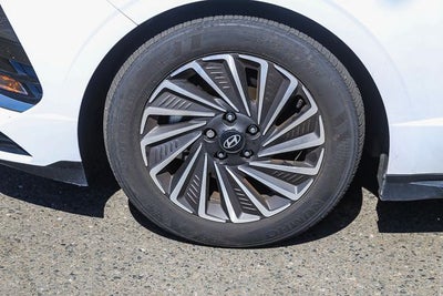 2025 Hyundai SONATA HYBRID SEL