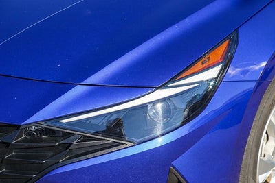 2023 Hyundai ELANTRA SE