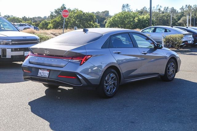 2024 Hyundai ELANTRA HYBRID Blue
