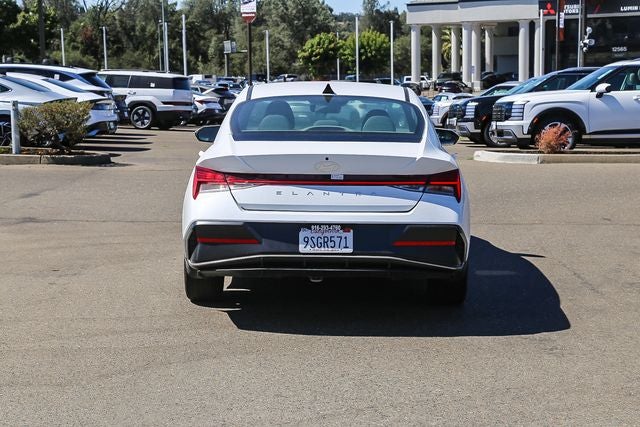 2025 Hyundai ELANTRA SEL Convenience